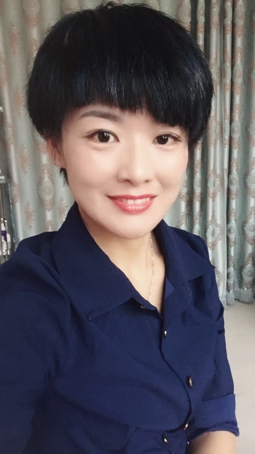 纖指圓夢想！保定東方技工學(xué)校創(chuàng)業(yè)者——李丹！  