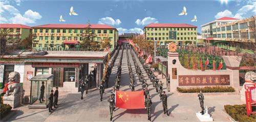 山東學(xué)無(wú)人機(jī)去哪所學(xué)校好？