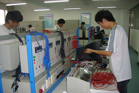 煙臺(tái)機(jī)電學(xué)校有哪些？